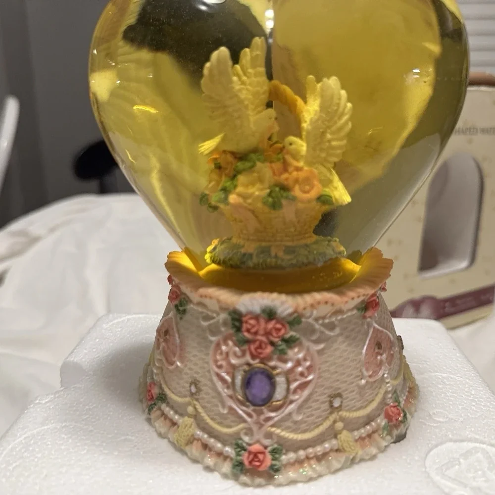 Classic Treasures Musical Water Snow Globe Heart Doves On Flower Basket Works!